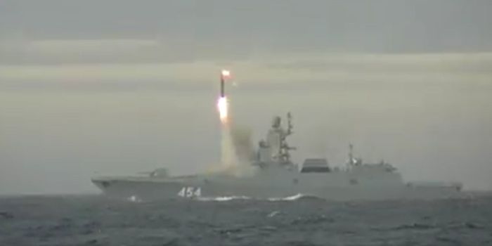 Rusia kerahkan lima kapal induk serang seluruh wilayah Ukraina.