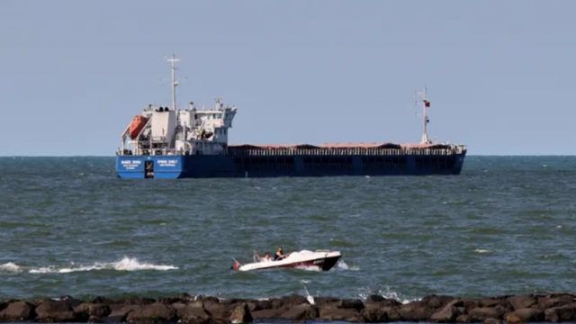 Kapal kargo Rusia ditahan Turki yang berisi gandum diduga curian dari Ukraina.
