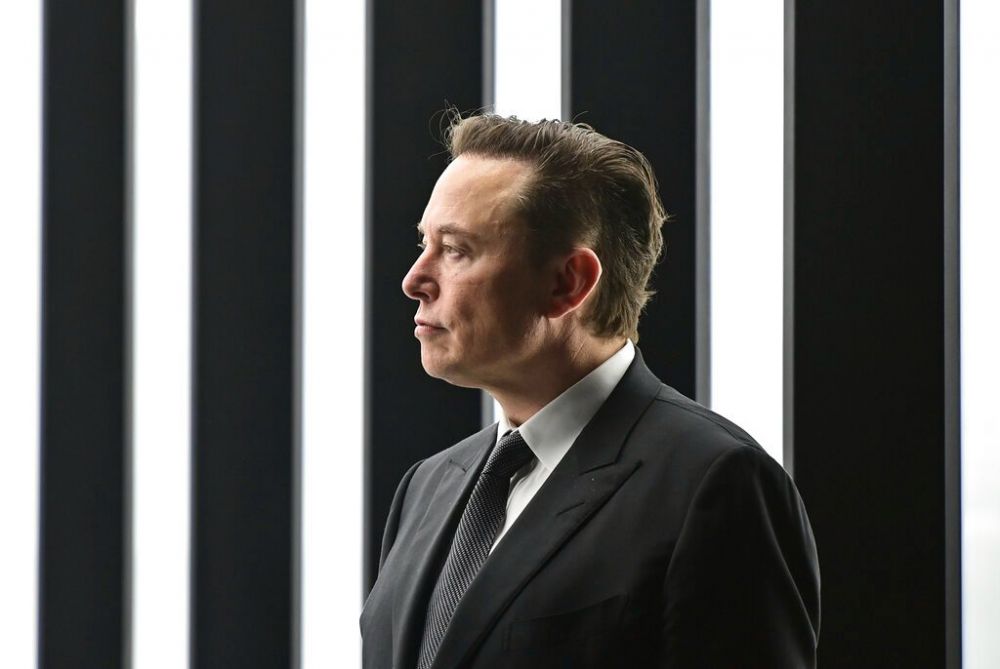 Bos Tesla Elon Musk yang membatalkan perjanjian pembelian Twitter.-Twitter-
