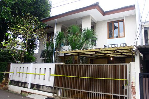 Suasana rumah dinas Irjen Pol Ferdy Sambo saat pra-rekonstruksi kasus yang menewaskan Brigadir Nopryansah Yosua Hutabarat atau Brigadir J di Kompleks Polri Duren Tiga, Jakarta Sabtu (22/7/2022). Polri melakukan pra-rekonstruksi secara gabungan internal polisi agar mendapatkan pembuktian secara ilmiah untuk menjelaskan peristiwa yang terjadi. 