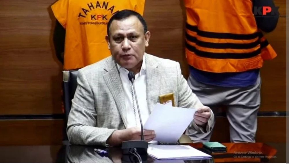 Ketua KPK, Firli Bahuri saat konferensi pers OTT Hakim Agung.