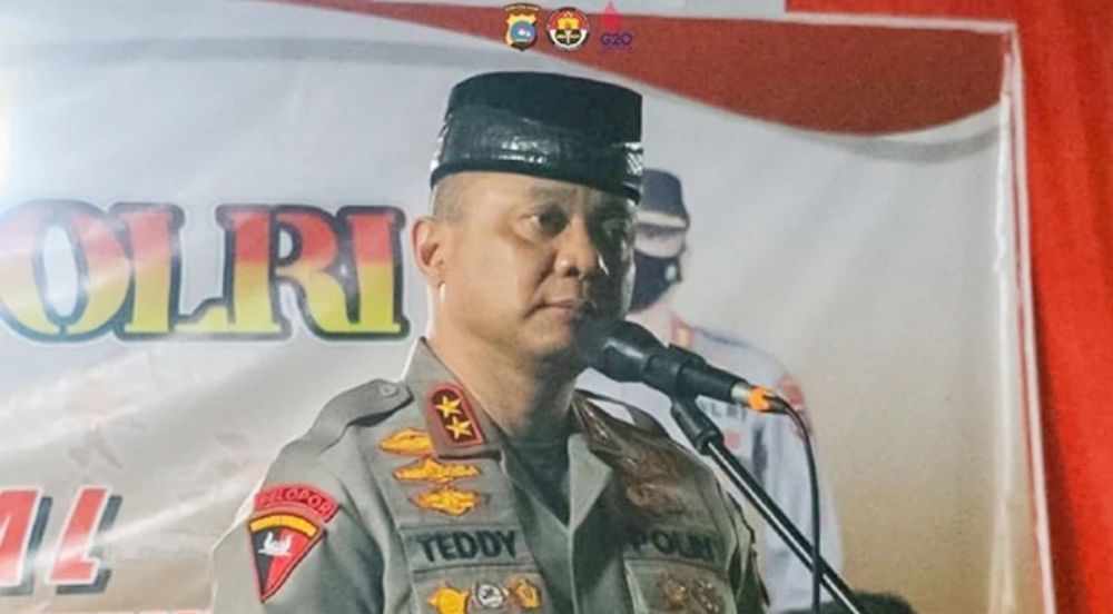 Irjen Pol Teddy Minahasa.