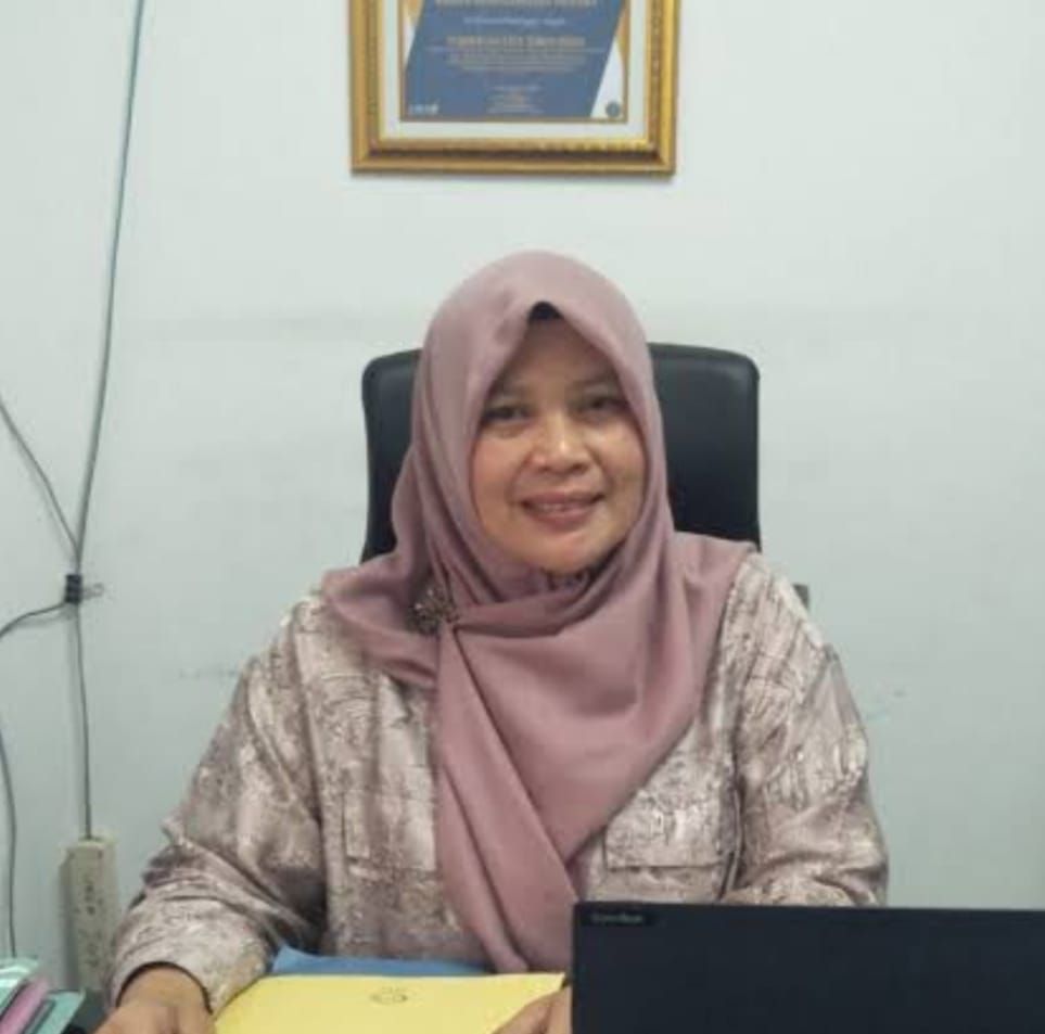 Plt Kepala BKPSDM Sungai Penuh Nina Pastian
