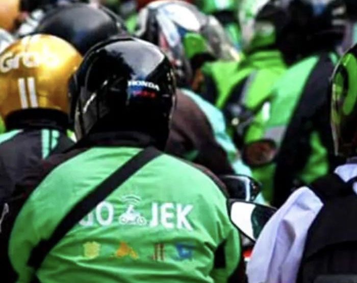 Pihak driver ojek online alias ojol setuju dengan revisi tarif atas bawah ojol yang akan ditentukan oleh Gubernur.
