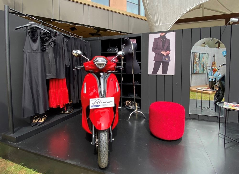 Yamaha Grand Filano.