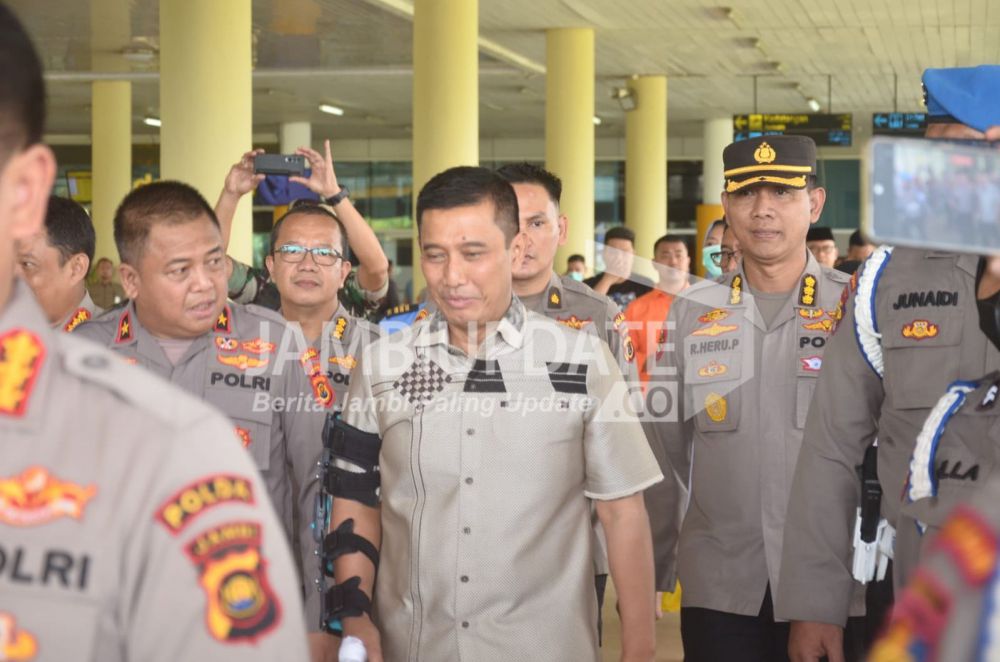 Kapolda Jambi saat Tiba di Jambi