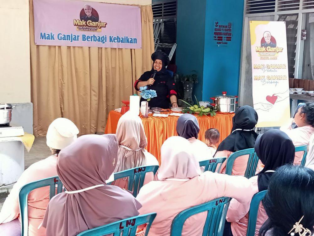 Mak Ganjar Jambi Adakan Kelas Memasak Takjil Bareng Ibu-Ibu*