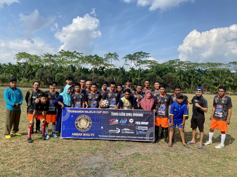 Ambak Wali FC saat foto bersama dalam turnamen majelis cup 2023.