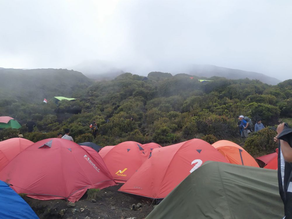 Kondisi pendaki di shelter 3 gunung kerinci