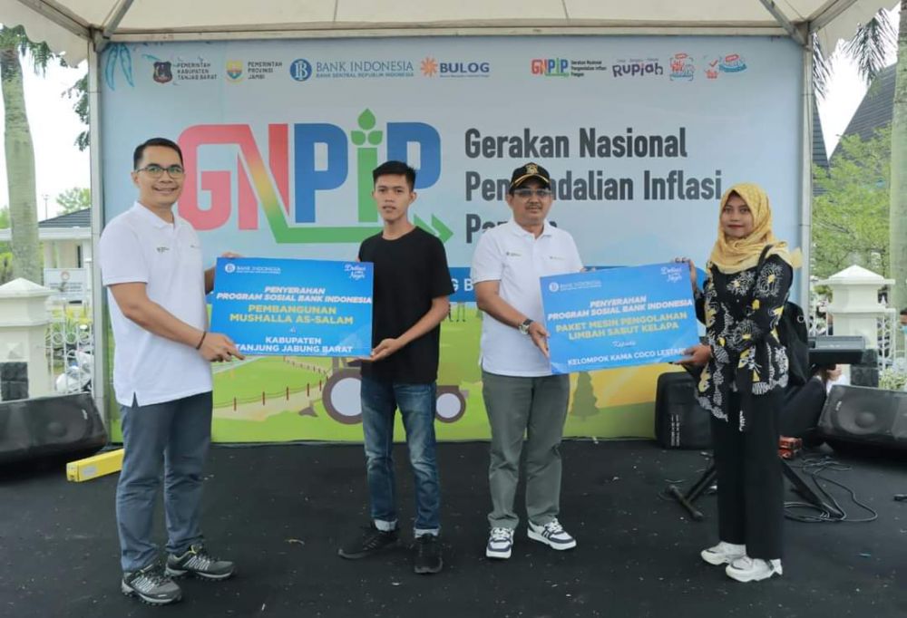 Bupati Tanjab Barat Hadiri Senam Santai Pada Kegiatan Gerakan Nasional Pengendalian Inflasi Pangan