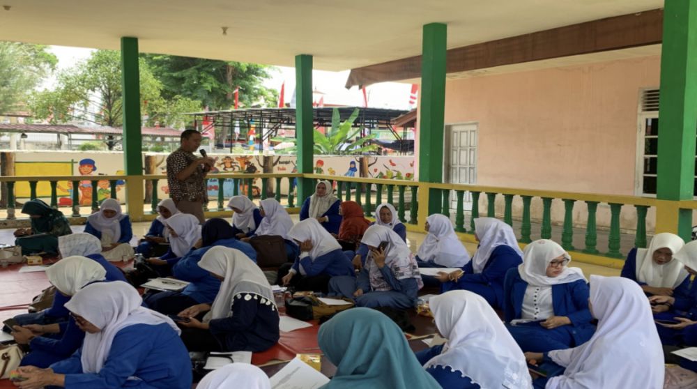 Dukung Kegiatan Pembelajaran, Tim PKM Dosen PG PAUD FKIP Unja Berikan Pelatihan Pengembangan Gamifikasi Kepada IGTKI Kota Jambi
