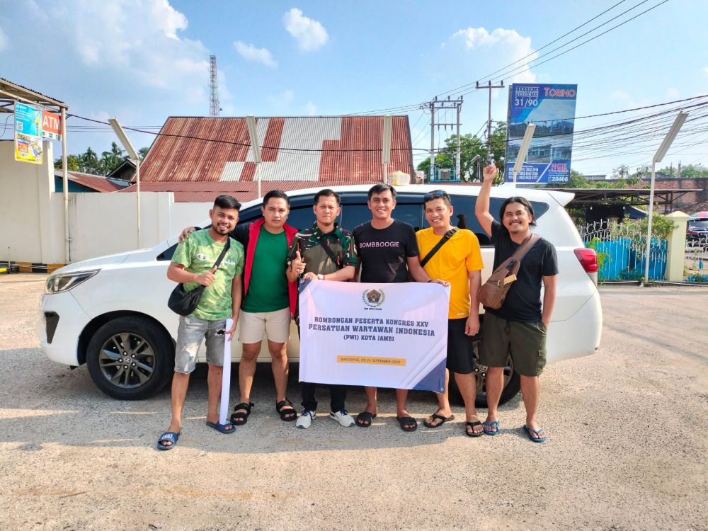 PWI Kota Jambi berangkat ke Bandung.