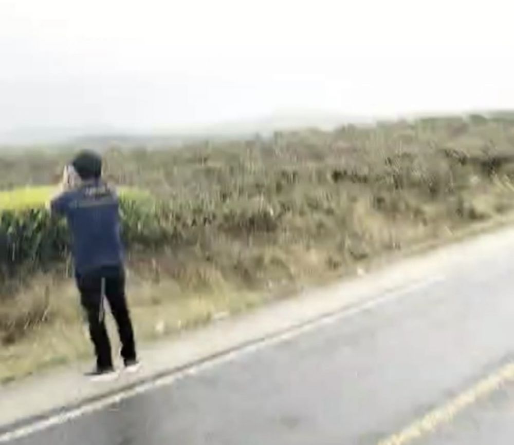 Fenomena Langka Hujan Es Terjadi di Kerinci