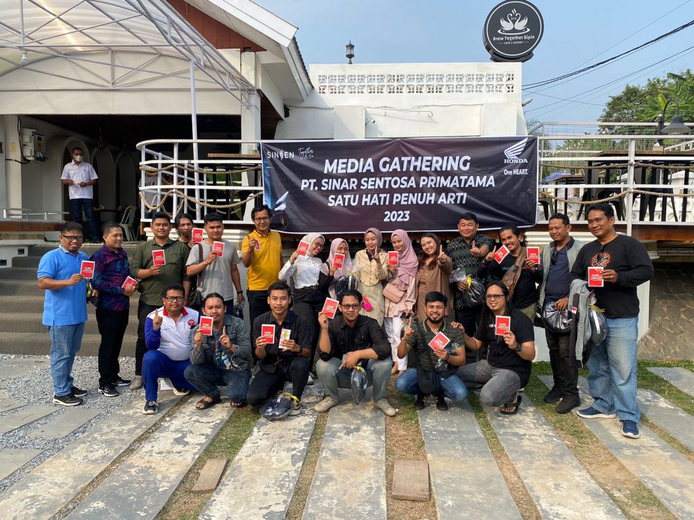 Gandeng Jurnalis Media, Sinsen Gelar Workshop Bedah Teknologi Honda