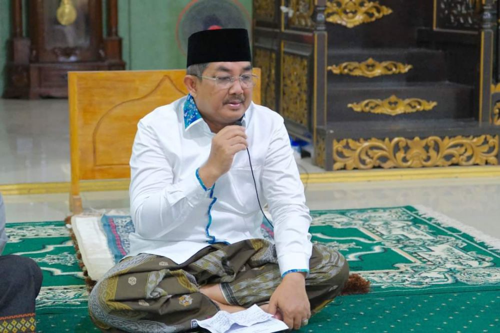 Bupati Tanjab Barat Laksanakan Safari Subuh di Masjid Jami' Al Muhajirin Desa Purwodadi