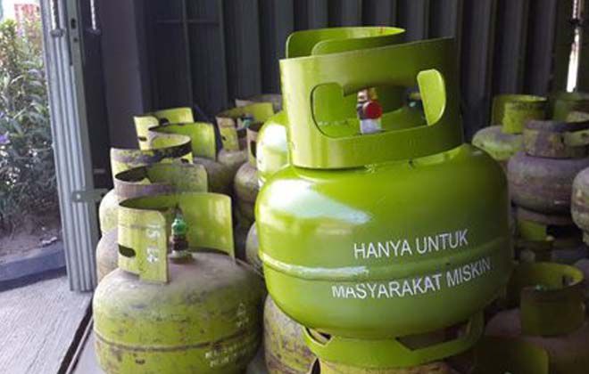 LANGKA: Saat ini, ketersediaan gas melon di Tanjabtim sudah mulai langka.