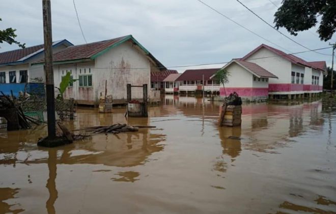 Banjir di Desa Rondang Kecamatan Kumpeh Kabupaten Muaro Jambi.