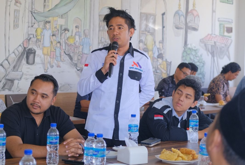 Asosiasi Media Sosial dan Siber Indonesai (AMSINDO), siap mendukung TNI - Polri dalam mengedepankan sikap persatuan, baik tanpa menyerang serta tidak menyebarkan informasi hoax.