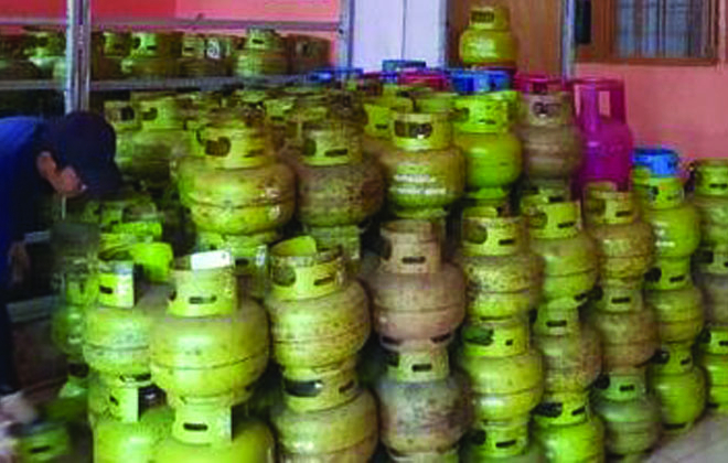 Dalam Operasi Pasar, Kabupaten Tanjabtim mendapatkan tambahan kuota gas LPG 3 Kg.