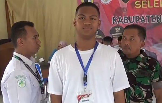 Proses seleksi calon anggota Paskibraka yang diikuti ratusan siswa-siswi SLTA sederajat yang dilaksanakan oleh Badan Kesbangpol Kabupaten Tanjabtim.