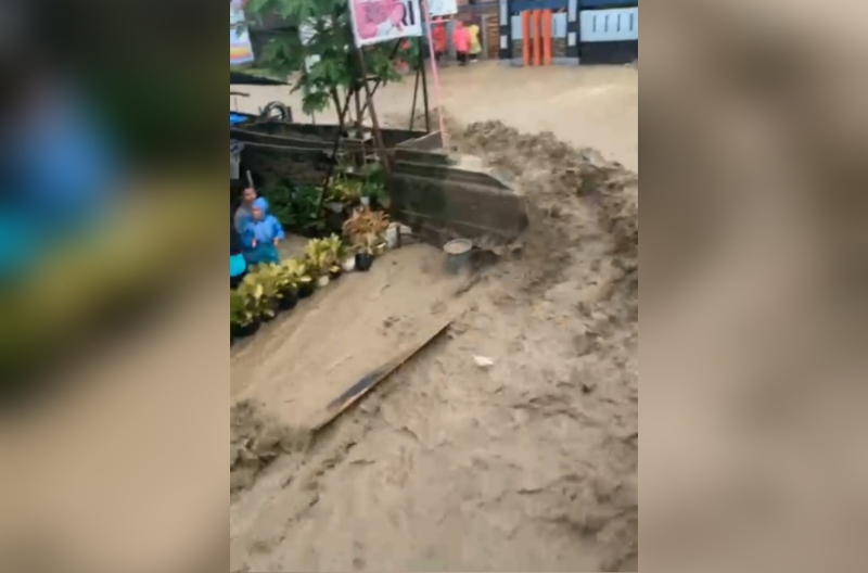 Banjir Bandang di Kerinci dan Sungai Penuh