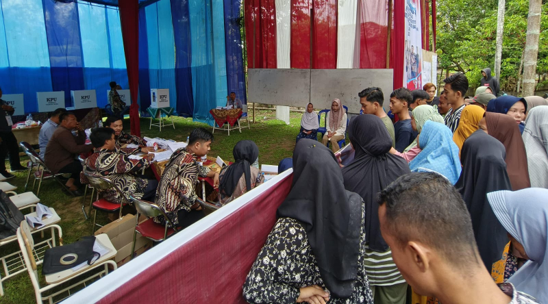 Warga Salurkan Hak Pilih, Dua TPS PSU Batanghari Dijaga Pihak Kepolisian