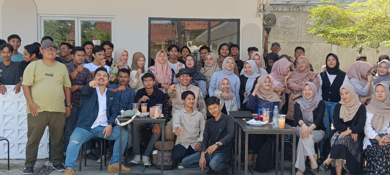 Milenial Membakar: Diskusi Dengan Anak-anak Muda, H Abdul Rahman Beri Motivasi, Milenial Gantungkan HARapan