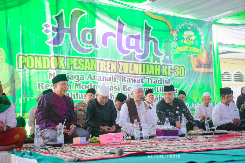 Ratusan Masyarakat Hadiri Peringatan Harlah Ponpes Zulhijjah ke 30, Pendiri Ponpes Sampaikan Pesan Ini