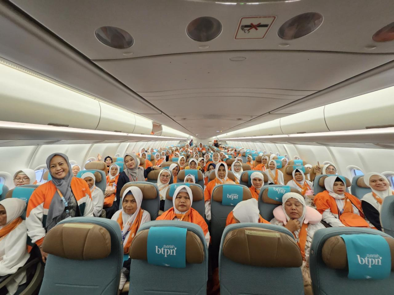 Ini Cara 9 Orang Anggota Sentra BTPN Syariah di Maro Sebu Ulu Berangkat Umrah Bersama