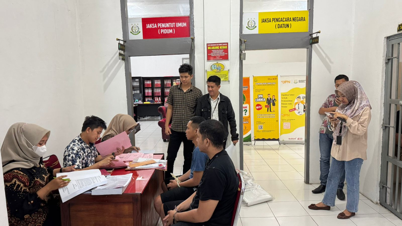 Ahmadi Zubir Belum Penuhi Panggilan Penyidik, Enam Tersangka Kasus Pengerusakan TPS Telah Dilimpahkan ke Kejaksaan