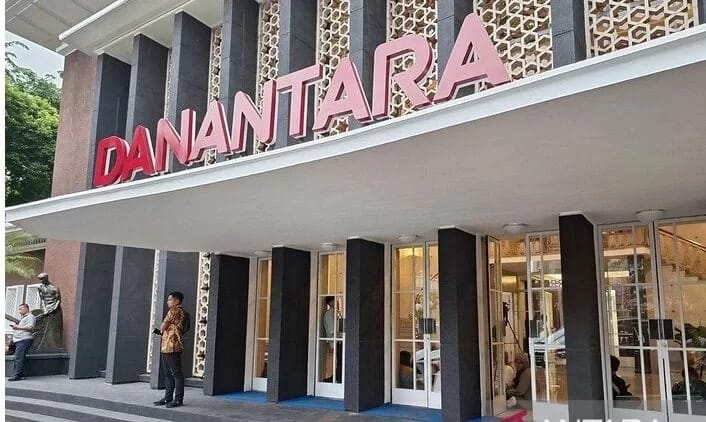 Jika Tidak Hati-hati Kelola Danantara, Ekonomi Indonesia Diprediksi Akan Ambruk