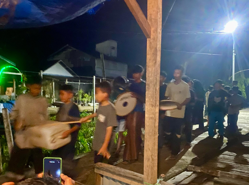 Arakan Sahur di Pesisir Tanjabtim Semakin Seru, Anak-Anak Pakai Panci sebagai Alat Musik