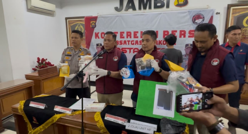 Ditresnarkoba Polda Jambi Gagalkan Peredaran 1 Kg Sabu, Ganja, dan Pil Ekstasi, Selamatkan 4.700 Jiwa Masyarakat 