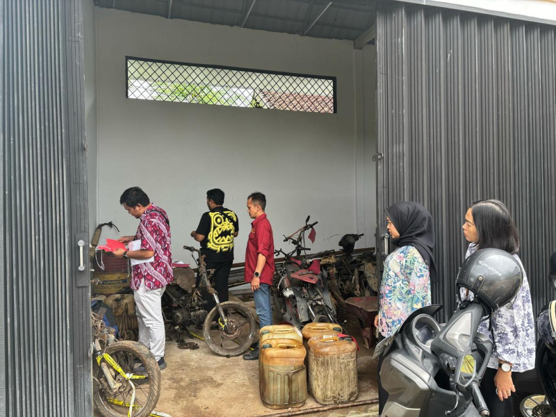 Tiga Pelaku Penambangan Minyak Ilegal Dilimpahkan Ditreskrimsus Polda Jambi ke Kejaksaan Negeri Muara Bulian