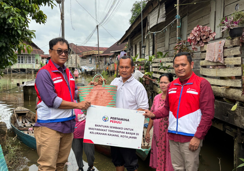 Pertamina Peduli: Respons Cepat Bantu Warga Terdampak Banjir di Kelurahan Kasang, Jambi