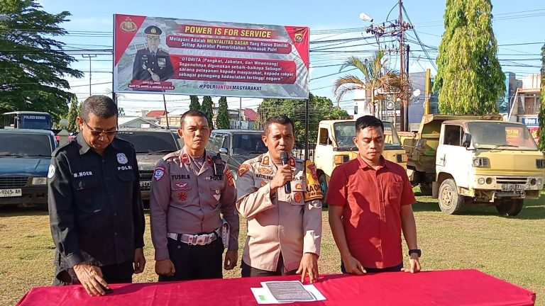 Sopir Kabur, Polres Bungo Amankan 9 Mobil Pelangsir BBM Tangki Modifikasi