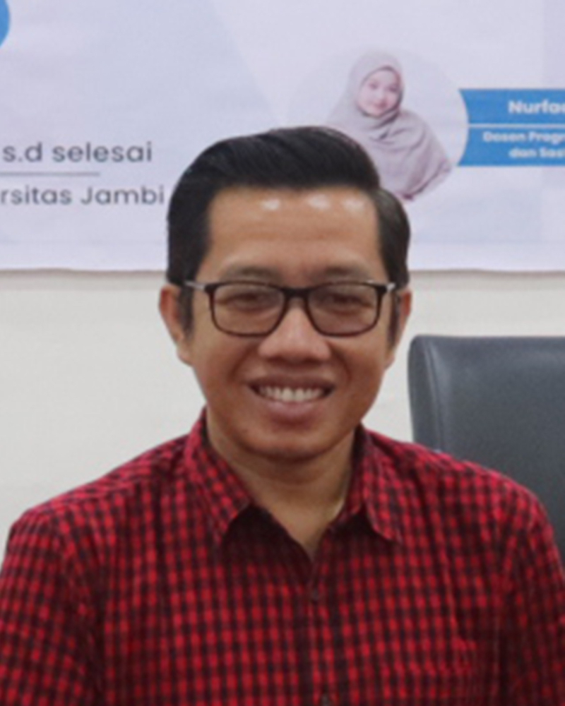 Penulis adalah Dosen UIN STS Jambi dan mantan jurnalis. Kini tinggal di Jambi.   