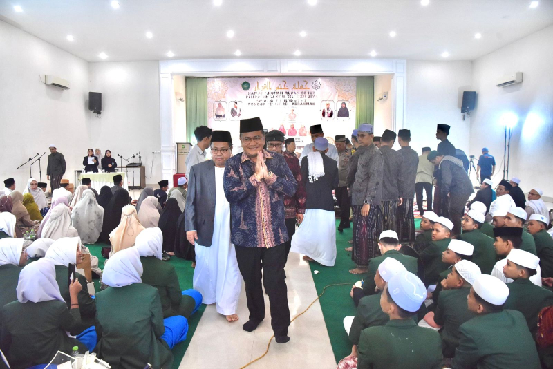 Hadiri Khataman Al-Quran, Wali Kota Maulana : 