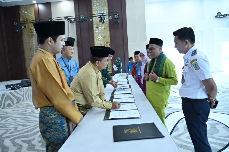 Kepala OPD Pemkot Jambi Teken Perjanjian Kinerja Perubahan 2025, Maulana Dorong Inovasi dan Kolaborasi