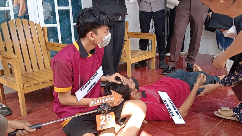 Pembunuhan Berencana Pakai Sianida di Jambi, Polisi Peragakan 29 Adegan Rekonstruksi