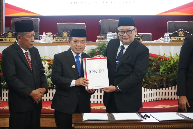 Raih Opini WTP Ke-13 Berturut-turut, Gubernur Al Haris: Pemprov Jambi Komitmen Tata Keuangan Dengan Baik