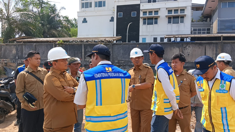 Genjot Penanganan Banjir Kota Jambi, Walikota Tinjau Proyek Saluran Air