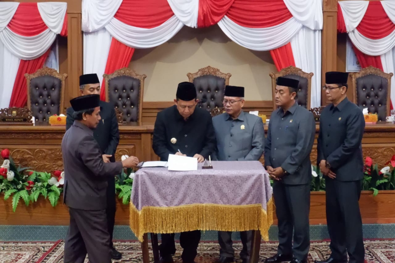 DPRD Muaro Jambi Setujui Empat Ranperda, Termasuk Soal Cadangan Pangan dan Status Desa