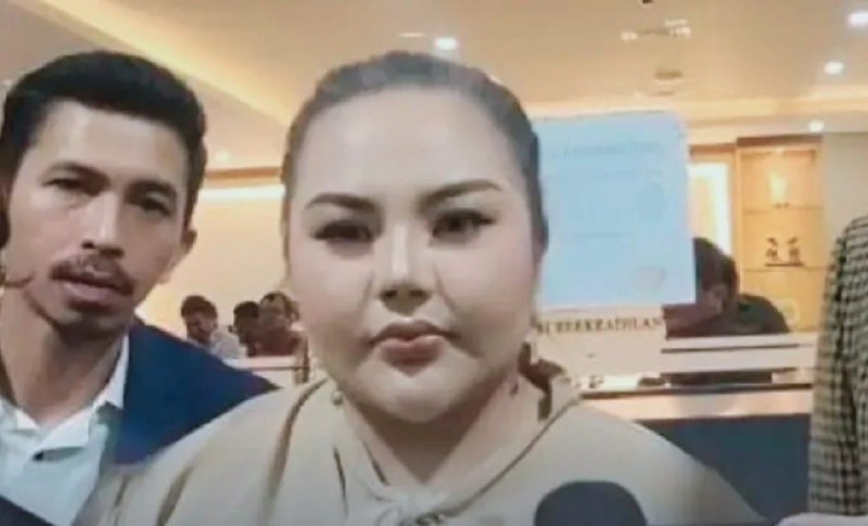 Tak Terima Hasil Tes DNA, Lisa Mariana Ungkit Kasus Korupsi Ridwan Kamil