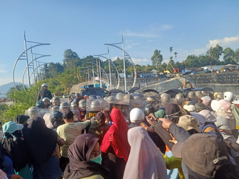 7 Warga Diamankan Unjuk Rasa di PLTA Batang Merangin