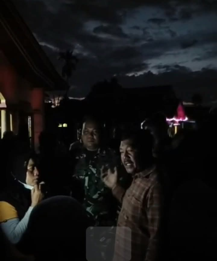 Bupati Monadi Bersama Dandim Dan Polres Turun, Blokir Jalan Nasional Dibuka