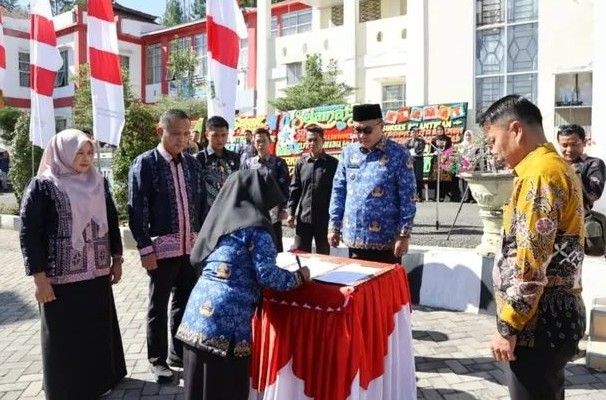 821 PPPK Kota Sungai Penuh Resmi Dilantik, Wali Kota Alfin Tekankan Integritas dan Pelayanan Publik