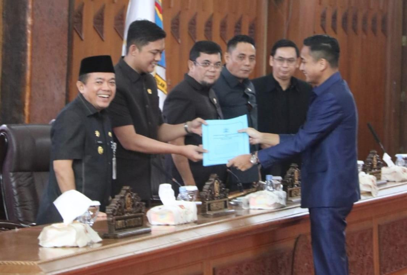 Gubernur Al Haris Tegaskan Perubahan APBD 2025 Berorientasi Kepentingan Masyarakat