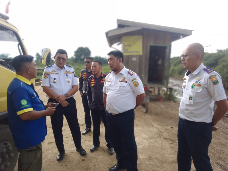 Pengawasan Truk Sawit di Tanjabtim, Dishub Turun ke Lapangan