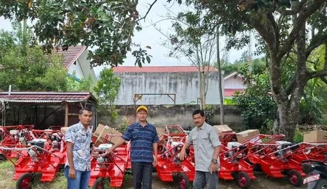 Pemkot Sungai Penuh Terima 20 Unit Alsintan dari Kementan, Wako Alfin Ingatkan: Jangan Disalahgunakan